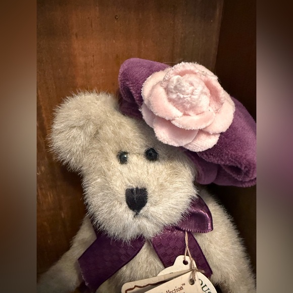 Gen-yoo-wine BOYDS Bears “SASHA DUBEARY” - Picture 4 of 11